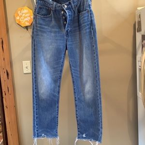 Gap Boyfriend Mid Rise button fly jeans